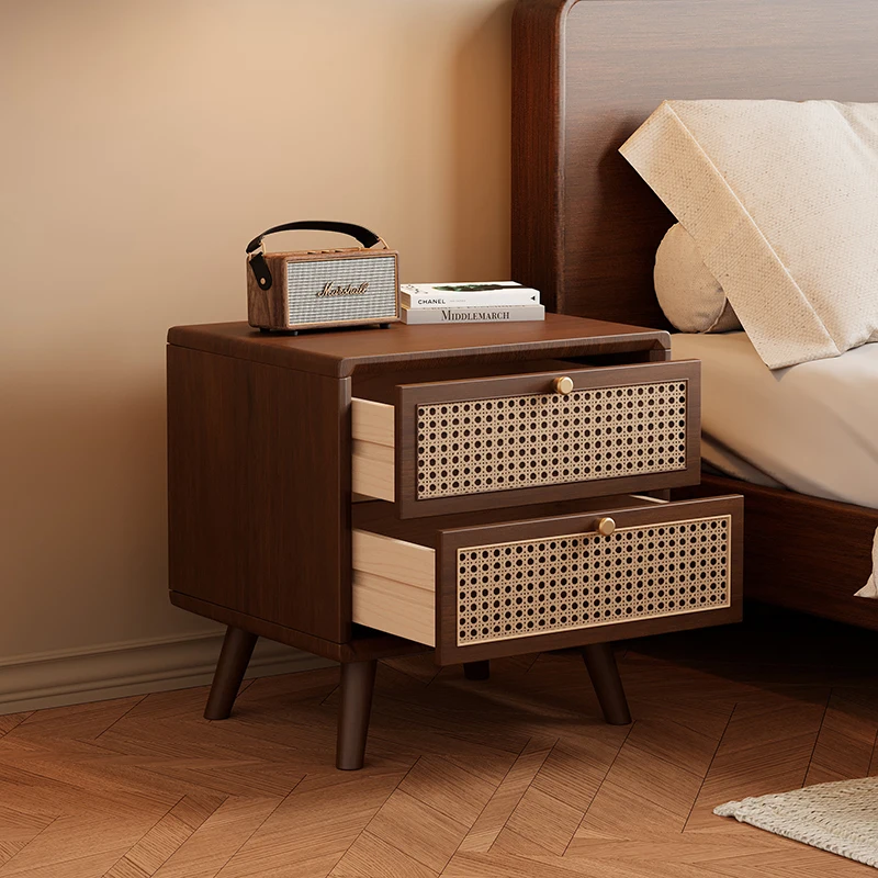 단단한 나무 소재의 나이트스탠드, 등나무 서랍이 있는  - Solid Wood Nightstand 2 Drawers 리뷰 및 가격